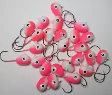 25 Floating Jig Heads Pink / White 4/0 Walleye baits and rigs