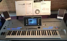 Yamaha Tyros 4 Arranger Keyboard: T4 speaker sys, Flash mem. module, pedal, mint