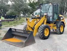 2017 Caterpillar 908M Articulating Wheel Loader Tractor Q/C Cab 1474 Hrs bidadoo