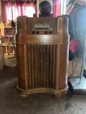 PHILCO Antique CONSOLE Radio Model 41-280, multi (3) band, 1940 vintage?