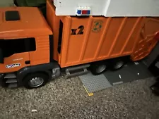 You Garbage Truck