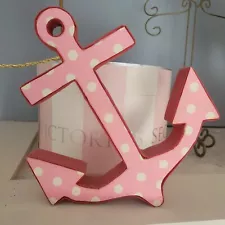 Victorias Secret PINK display anchor