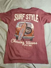 Fort Myers Beach Florida Shirt Size Small Red Bus "Chasing Waves" Surfstyle