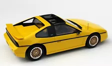 Automodello ONE24 1988 Pontiac Fiero GT Removable T-Top Panel 1:24 Yellow COA