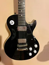 black les paul copy from 1970 neck has been change ofcoarse i didnt know it.