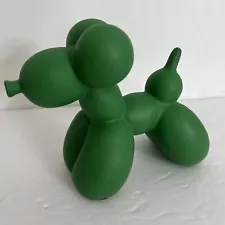 Balloon Dog Statue Resin Modern Handmade Medium Free Standing Smooth Green Desk