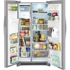 GREAT DEAL !! Frigidaire EvenTemp FREESTANDING Refrigerator/Freezer (Brand New)