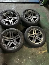 CHRYSLER 300C Original 18” Wheels&Tyres Alloys 5x115 Hemi Srt 3.0 Crd Set Grey