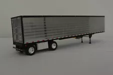 DCP 1/64 Utility 3000R Chrome & Black Spread-Axle Reefer Trailer - Thermo King