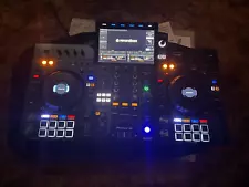 Pioneer XDJ-RX3 Digital DJ Controller