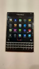 521.Blackberry Passport - For Collectors - Unlocked