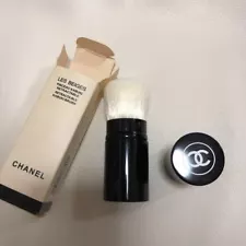 Novelty CHANEL Not for sale Portable makeup brush Face brush Mini