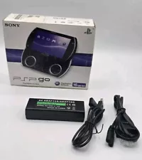 Sony PSP GO/Black W/manuals,disc And Charger In Box Tested