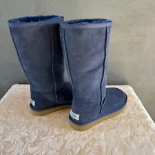 UGG CLASSIC TALL BOOTS 5815 RARE NAVY BOOTS NEW NEVER USED.