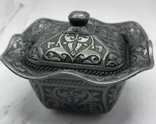 Traditional Turkish Delight Sugar Candy Bowl with lid Decorative Metal Bowl