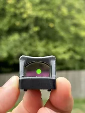 Trijicon RMR Dual-Illuminated Reflex Sight (RM05G)