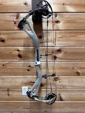 Nice PSE Carbon Air Stealth Mach 1 RH Compound Bow 25-30.5”, 70# Max SANDMAN Ec2