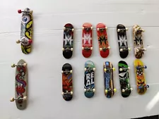 Lot of 12 TECH DECK boards! 2 are long boards!