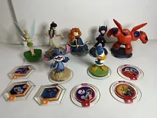 Disney Infinity 2.0 Lot 7 Disney/Pixar Figures & 10 Discs Baymax Stitch Donald