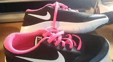 Nike Hot Pink & Black Sneaker Shoes - Youth Size 5Y. 943287-001 Flex Experience