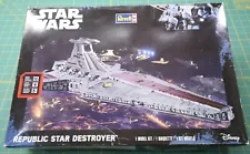 Revell Star Wars Republic Star Destroyer Plastic Model - Compete and Unstarted