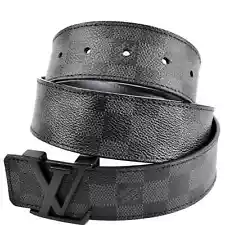 Louis Vuitton LV Initiales Belt - Black great condition