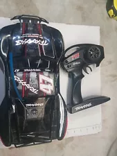 traxxas slash 4x4 1/16 rtr