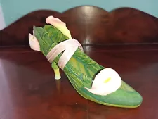 Just the Right Shoe Perfect 25053 "Shoes on Sale" Retired 1999 by Raine Willitts