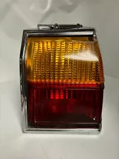 1984 1985 84 85 Oldsmobile Olds Delta 88 Eighty Eight Right Tail Light Passenger