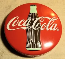 1996 UNUSED COCA-COLA BUTTON STYLE SIGN COLLECTIBLE HEAVY PAPERWEIGHT NEW IN BOX