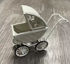 Miniatures Dollhouse White Metal Wicker Baby Stroller/ Carriage