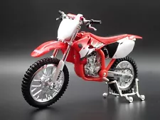 YAMAHA YZ 450F 250 DIRT BIKE MOTORCYCLE 1/18 SCALE DIORAMA DIECAST MODEL BIKE