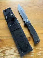 Sog Seal Pup w/ Sheath Taiwan