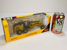 Vintage 2006 NIB Norscot Caterpillar CAT 14M Motor Grader 1:50 Diecast Model NEW