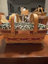 New ListingLongaberger Holiday Cheer Basket 1996 Christmas Collection And Plastic Liner