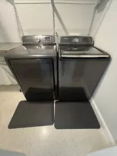 Washer and dryer- Samsung 2019 ￼ top-of-the-line excellent working condition