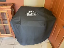 Traeger Silverton 620 Pellet Grill-TFS62GVF **PICK-UP ONLY**