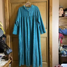 Vintage Only Necessities Chenille Robe 1X Turquoise Button Front Long Housecoat