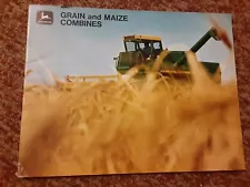 1969 John Deere Grain & Maize Combine Brochure 7700 6600 4400 3300 6601