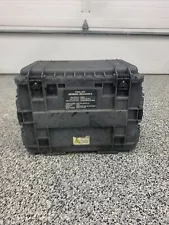 Pelican 0450 Case Mobil Tool Chest With Rolling Wheels( Broken Left Latch)