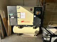 INGERSOL RAND SCREW COMPRESSOR 25hp, 460v