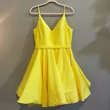 IEENA for Mac Duggal Yellow Fit & Flare Cocktail Dress Gown