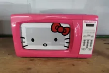 HELLO KITTY PINK MICROWAVE COLLECTIBLE MW-07009-01 120V 60HZ 1050W