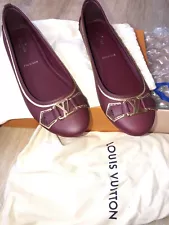 Brand New In Box louis-vuitton loafers women With Iconic Logo .