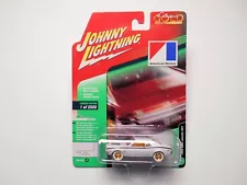 CLASSIC GOLD PEARL 1968 AMC JAVELIN SST JOHNNY WHITE LIGHTNING CHASE CAR 1 OF 50