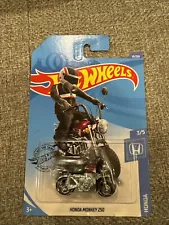 Hot Wheels White Honda Monkey Z50 3/5