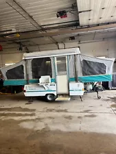 1993 Coleman New Port Pop Up Camper - T1296174