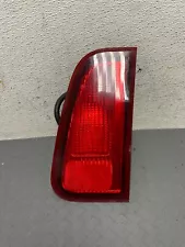 2003-2006 Lincoln Navigator Right Passenger RH Inner Tail Light OEM A2851 DG1