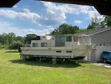 1983 Holiday Mansion 39' Boat Located in Atco, NJ - No Trailer