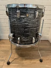 Ludwig Classic Maple Black Oyster Pearl 16x16 Floor Tom